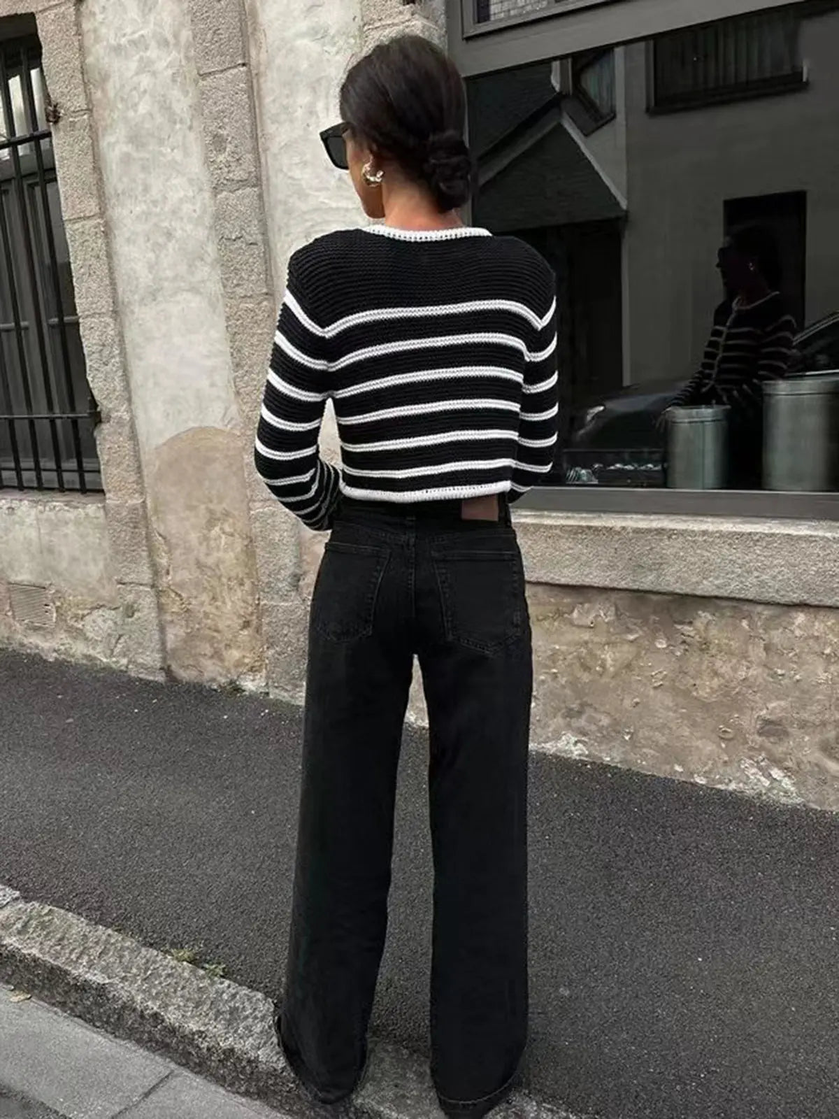 Bauchfreier gestreifter Pullover