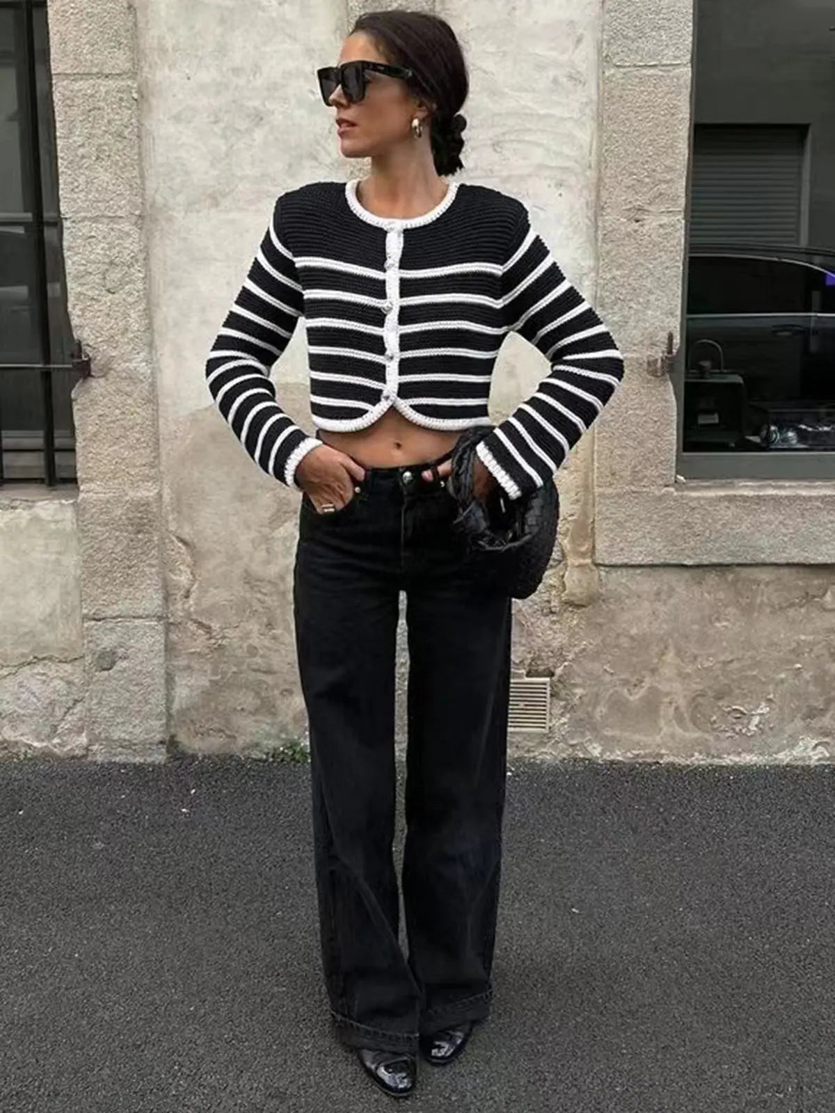 Bauchfreier gestreifter Pullover