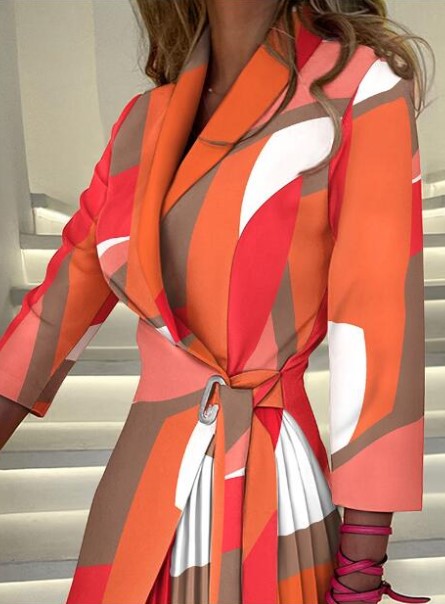 Damen-Blazerkleid mit Muster