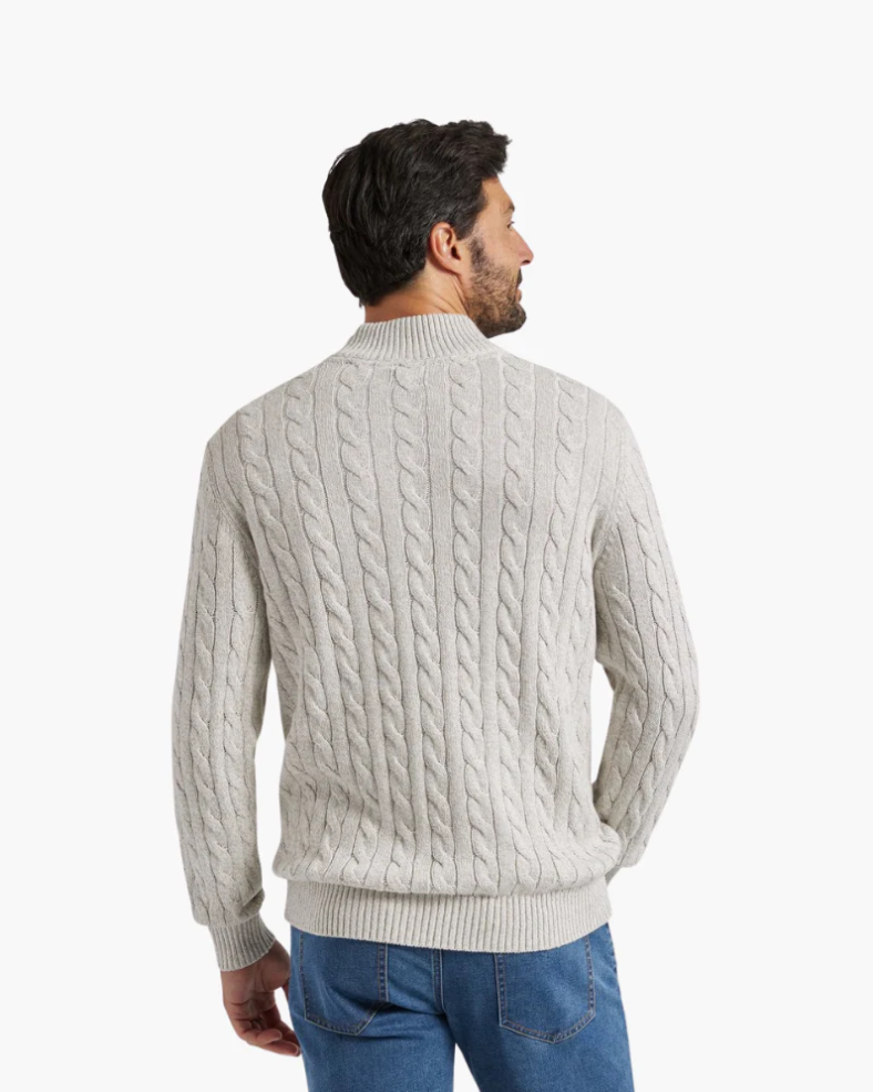 Gestrickter Herrenpullover mit halbem Reißverschluss
