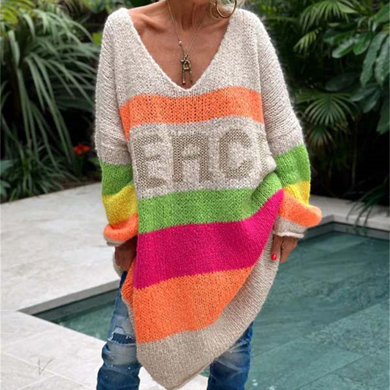 Gestrickter Pullover mit Peace-Regenbogen-Motiv