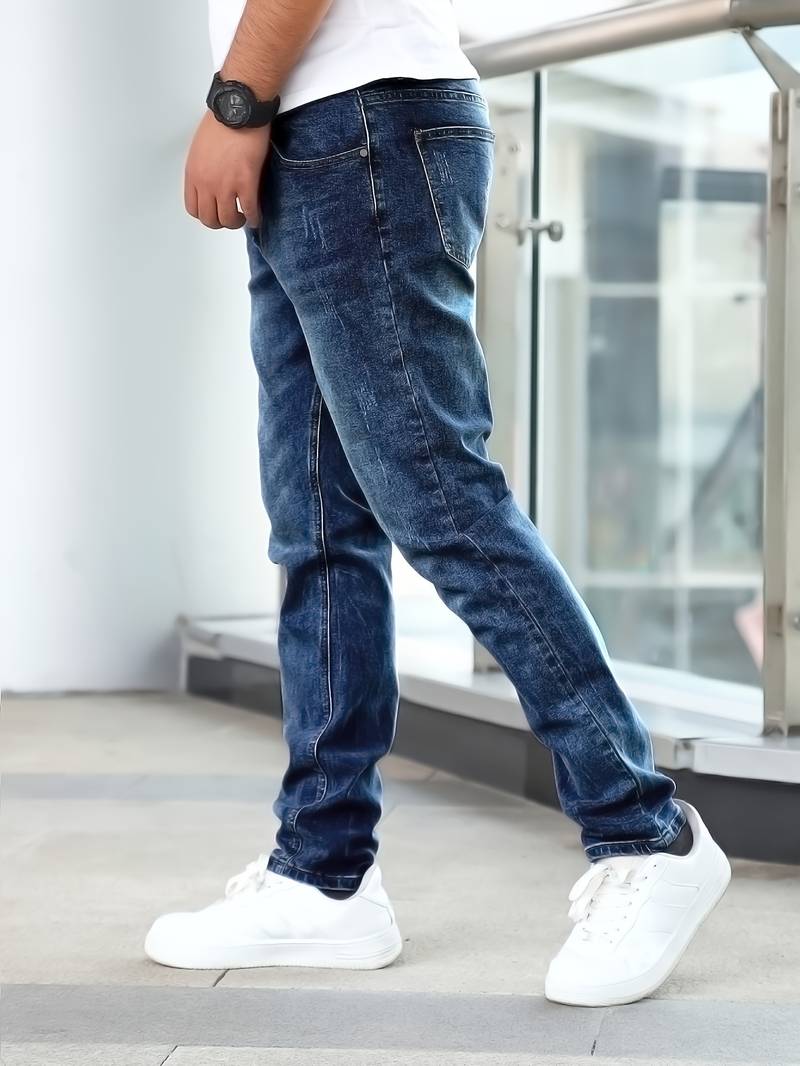 Lässige Denim mit mittlerem Stretchanteil für Herren