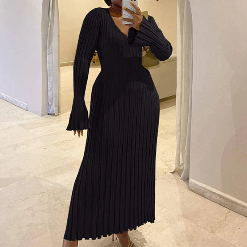 Stylisches Damen-Kleid mit V-ausschnitt