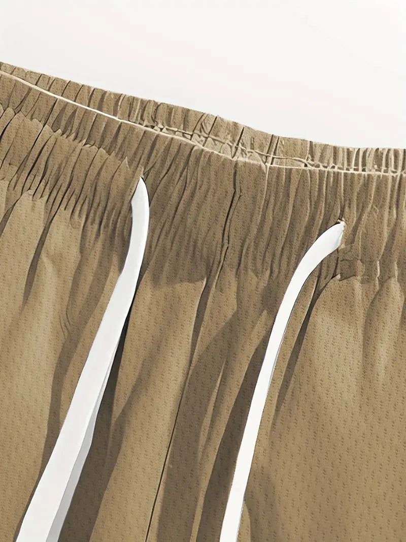 Trendiges, lässiges Set aus Kurzarm-T-shirt und Shorts