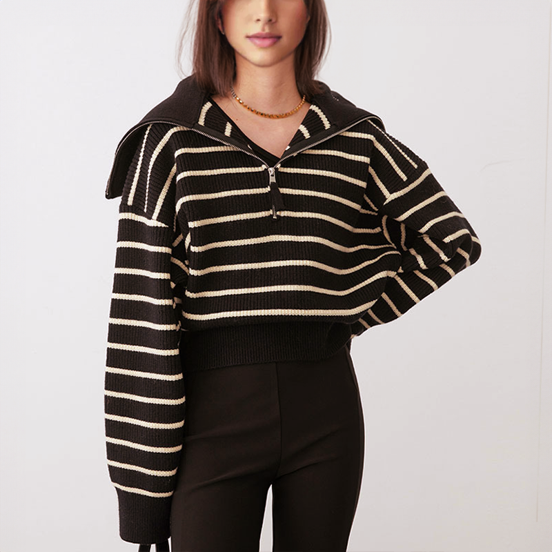 Weicher Pullover mit Reißverschluss