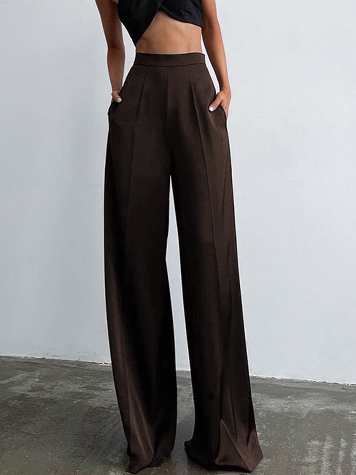 Weit geschnittene Satin-Hose im Oversized-Look
