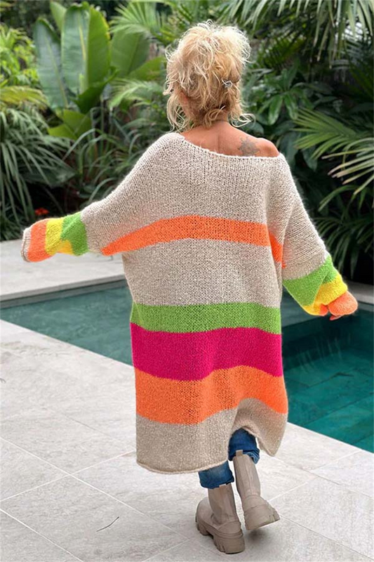 Gestrickter Pullover mit Peace-Regenbogen-Motiv