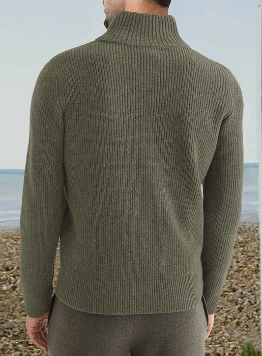 Herrenpullover mit Reißverschluss im stylischen Design