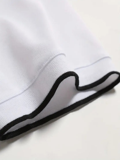 Herren Polo-Shirt mit vertikalem Retro-Streifenmuster
