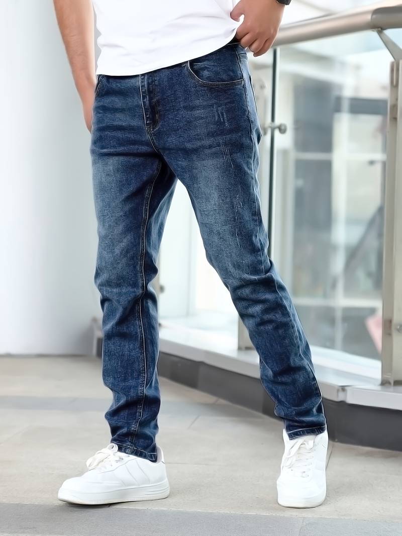 Lässige Denim mit mittlerem Stretchanteil für Herren