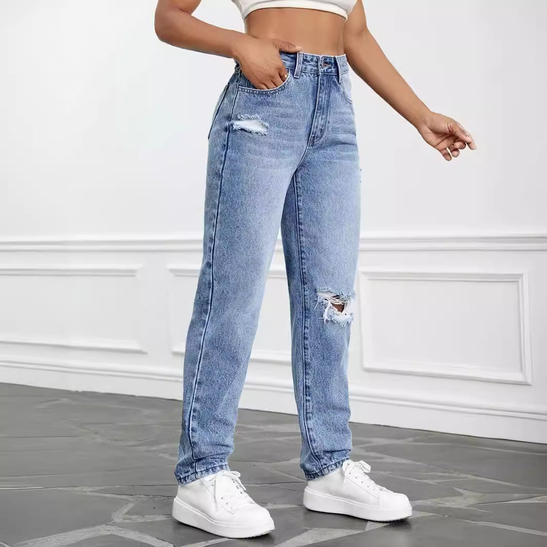 Löchrige Jeans mit hohem Bund und geradem Schnitt