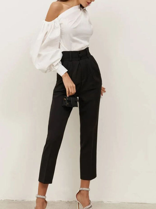 Schulterfreies Top mit asymmetrischem Design