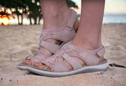 Stützende Sommersandalen