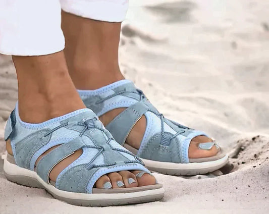 Stützende Sommersandalen